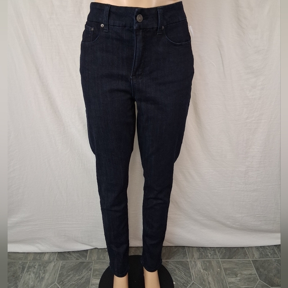 Seven 7 New Jeans High-Rise Skinny Jeans in Dark Indigo - Picture 4 of 16